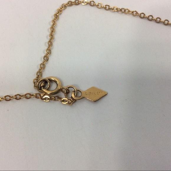 Vintage Sarah Coventry Red Party Hearts Lariat Necklace Gold Tone Red Hearts 32" - Picture 5 of 5